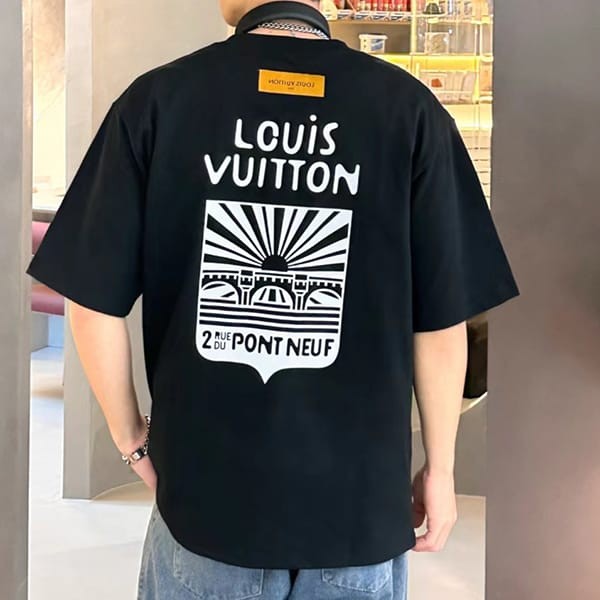 ★日本!!人気！ルイヴィトン フェイク コットンショートスリーブ クルーネック Tシャツ vua17758